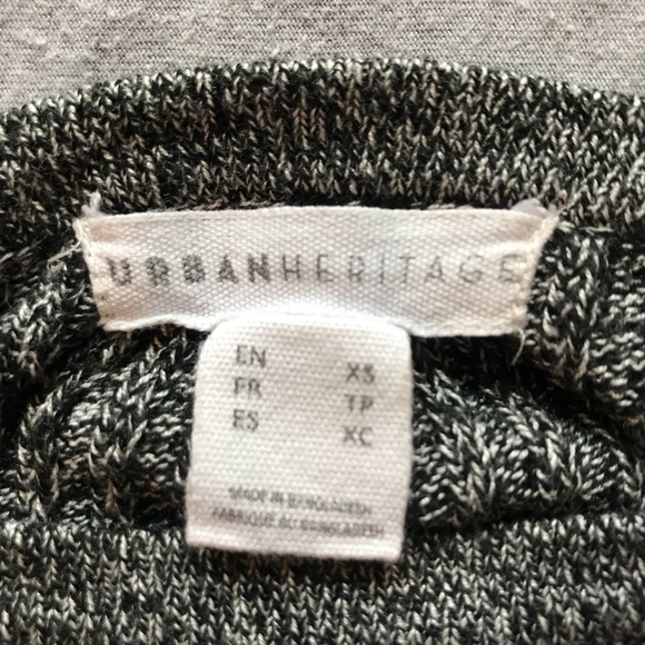 Cute Knit Crop Top - Picture 4 of 4